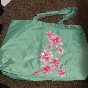 Green and Pink beach tote